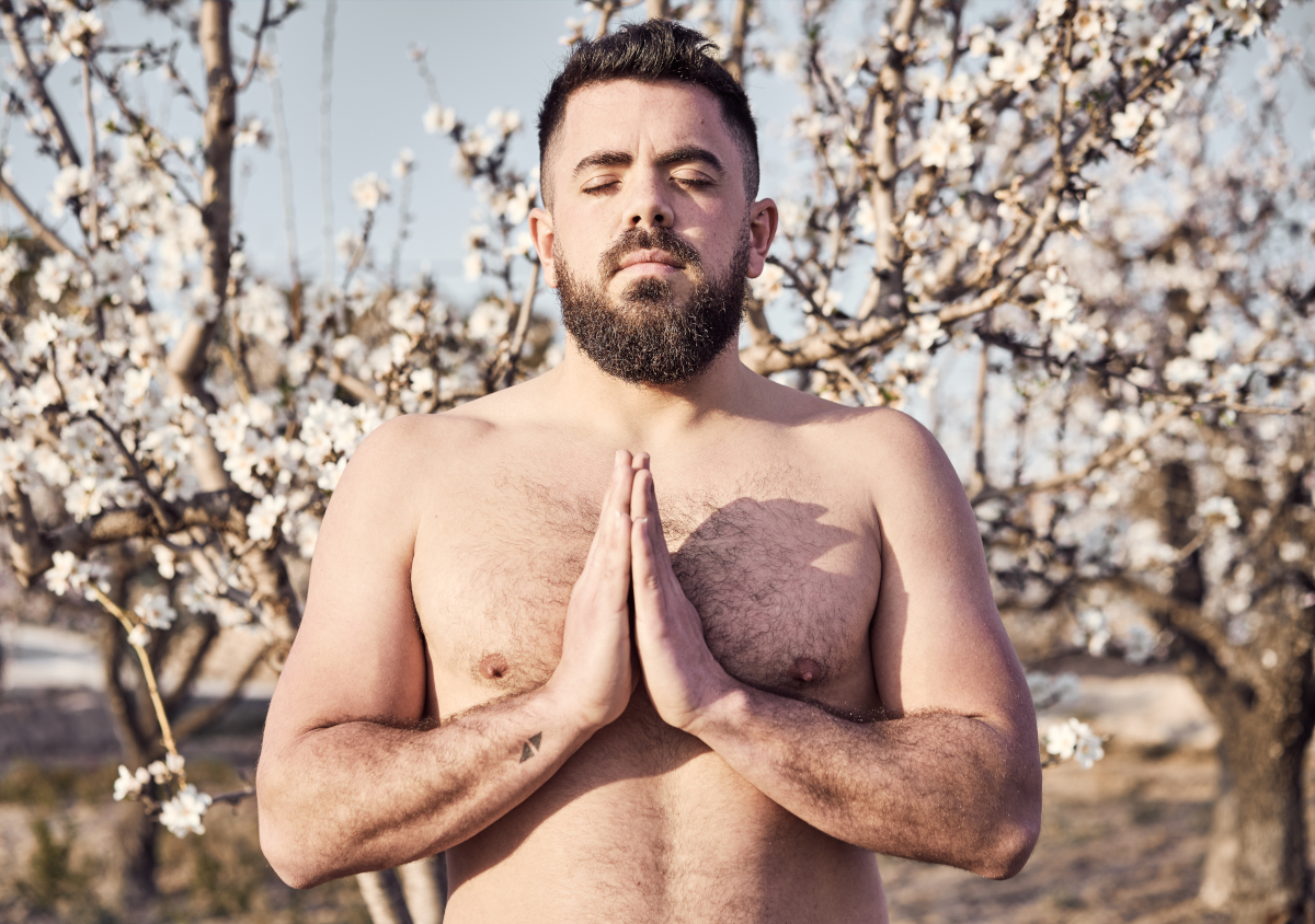 yoga hommes nus
